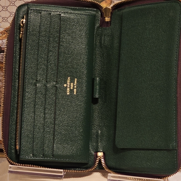 Louis Vuitton Limited Edition Monogram Porter Organizer/Wallet - Picture 6 of 16